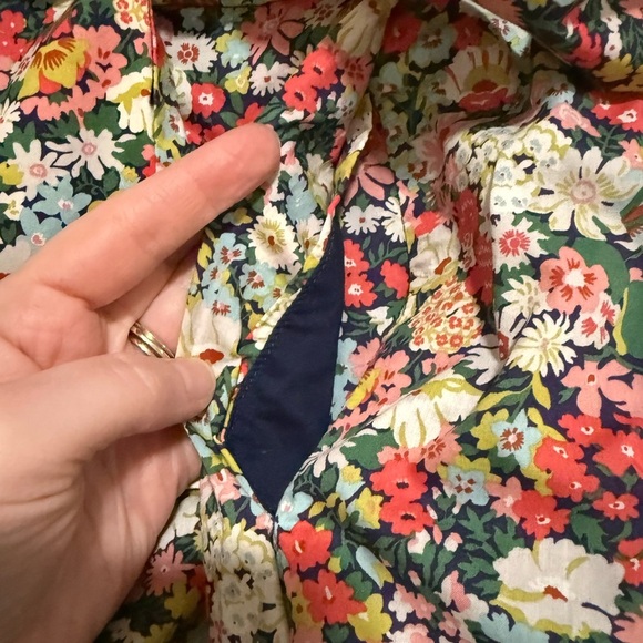 J. Crew Liberty of London Thorpe Tie Waist Shorts Size 0 Floral Preppy Resort - Picture 4 of 9